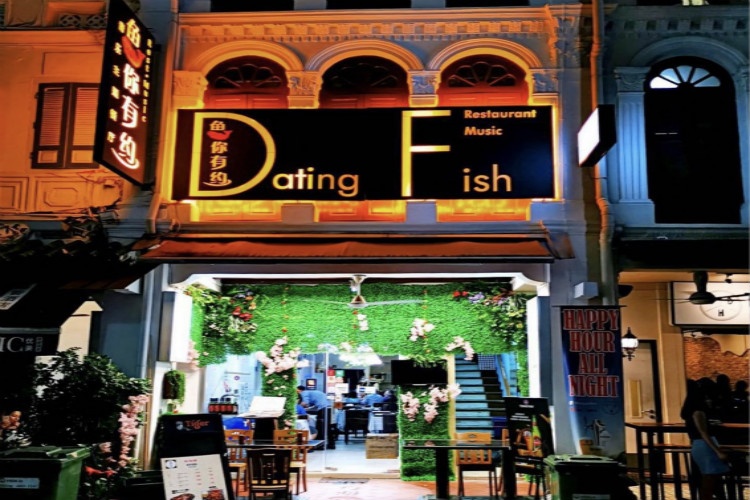 DatingFish music restauran